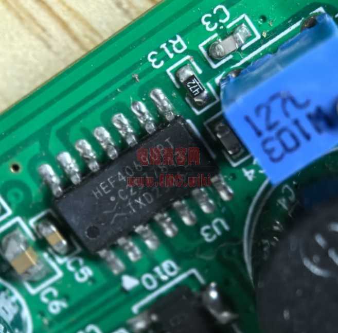 HEF4069UBT + RC 振荡器 + 滤波器